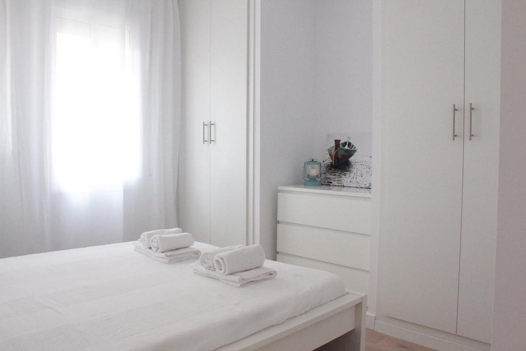 Apartamentos Sirenas Cambrils Ruang foto